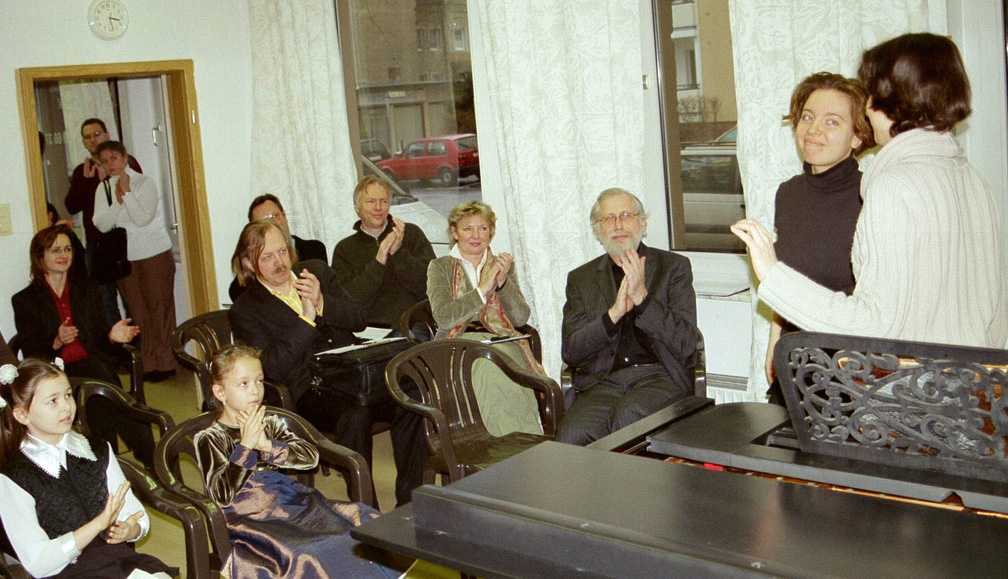 04Glueckliche_Anastasia1x1.jpg