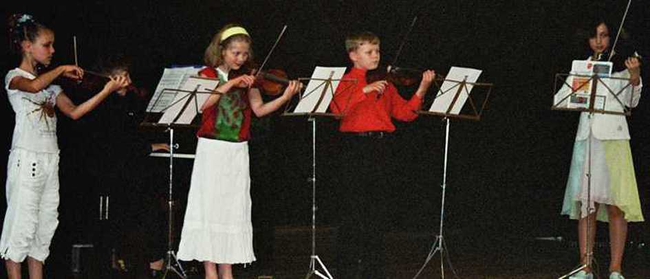 Ensemble_11x1.jpg
